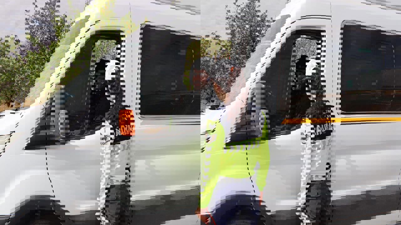 Okullarda Trafik Tedbirleri Ve Servis Araçları Denetlendi