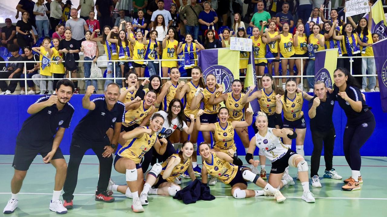 Didim Belediyespor Kadın Voleybol Takımı sezona galibiyet ile başladı
