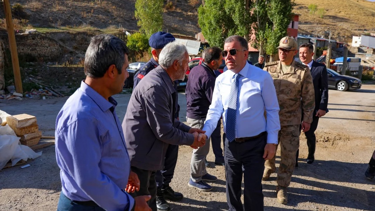 Vali Eldivan, Kopuz köyünde incelemede bulundu
