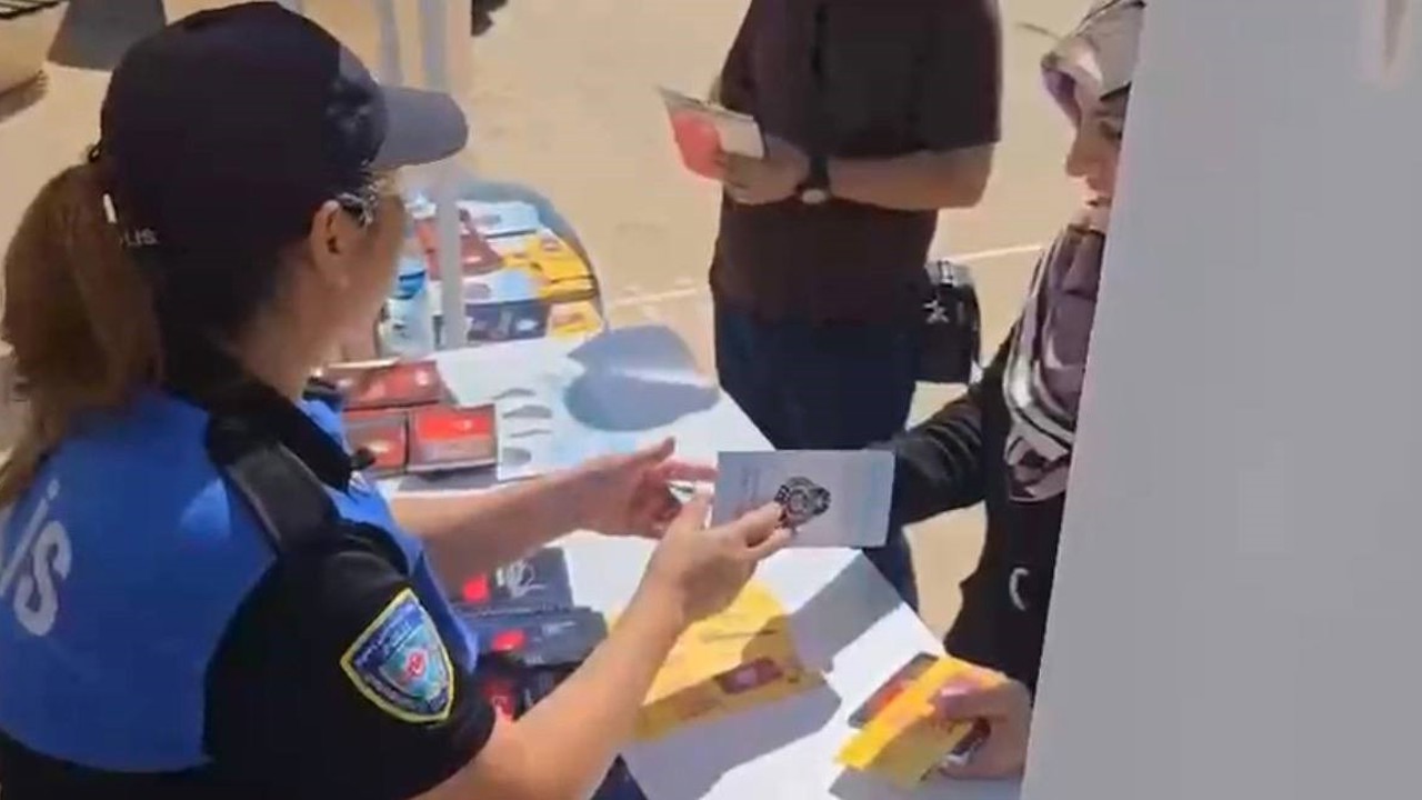 Mardin Emniyeti gençleri bilgilendiriyor
