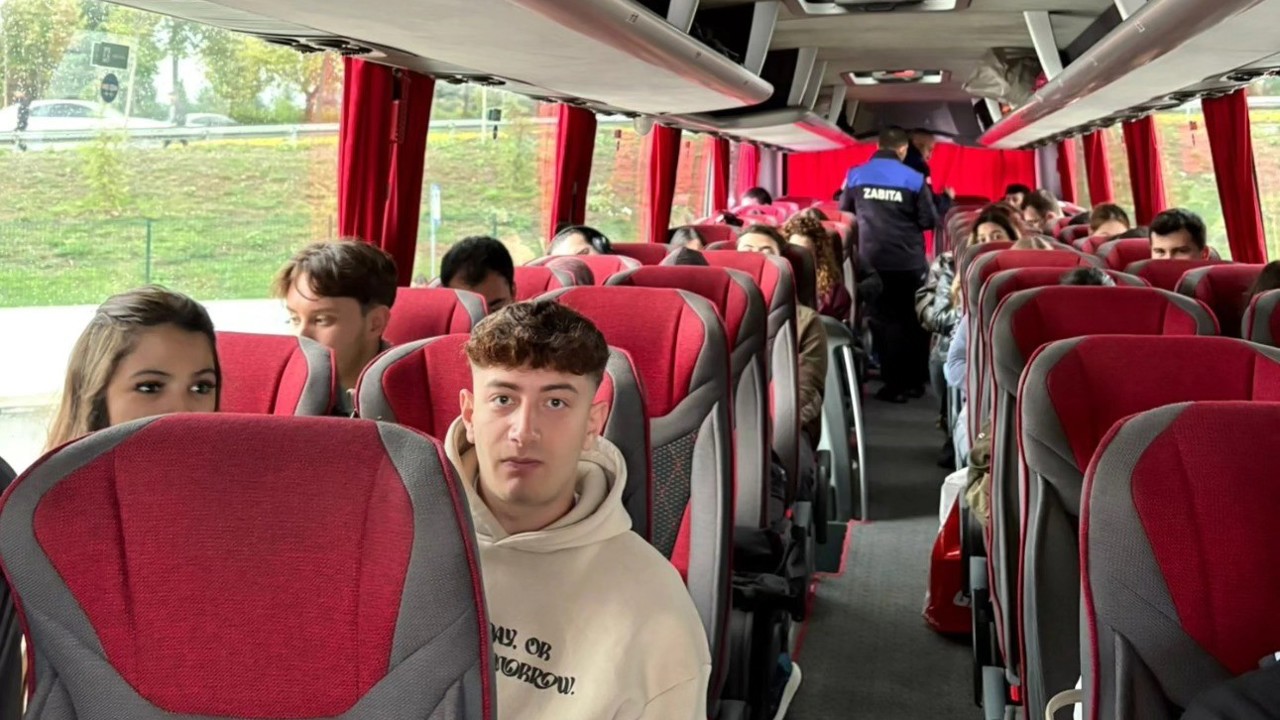 Öğrencilere ücretsiz ulaşım desteği
