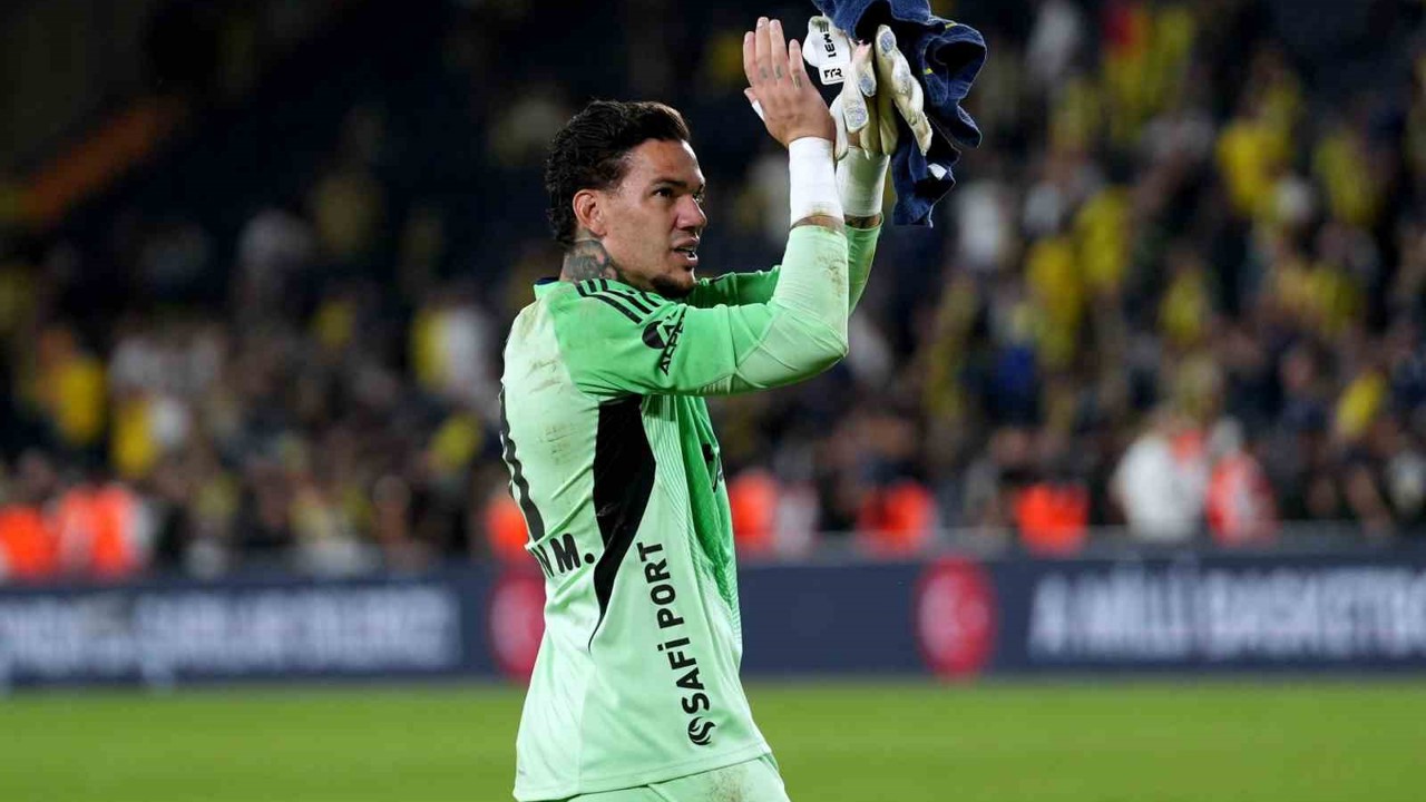 Ederson, sakatlığı nedeniyle Brezilya Milli Takım kadrosundan çıkarıldı
