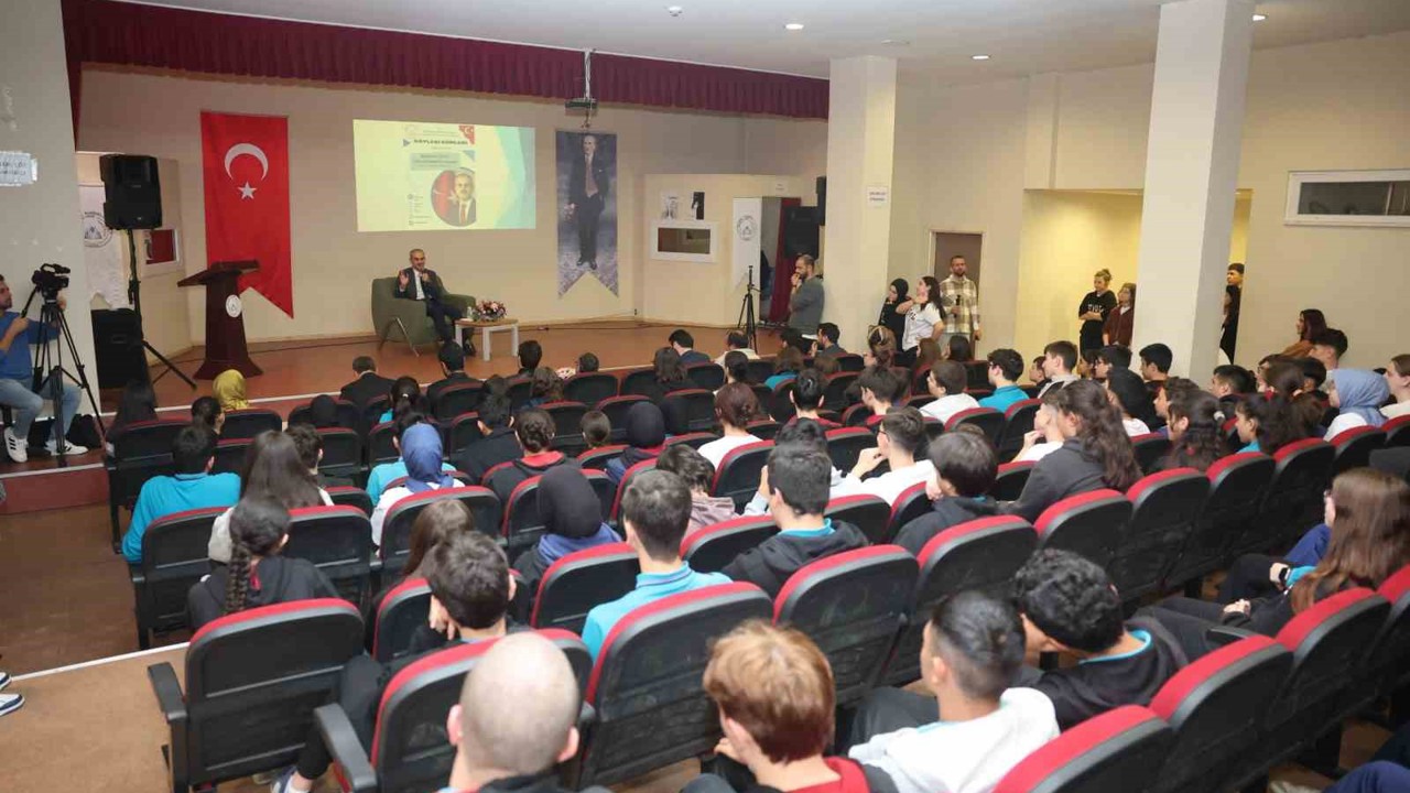 Başkan Çiftçi, "Spor alanında 9 branşta eğitim veriyoruz"
