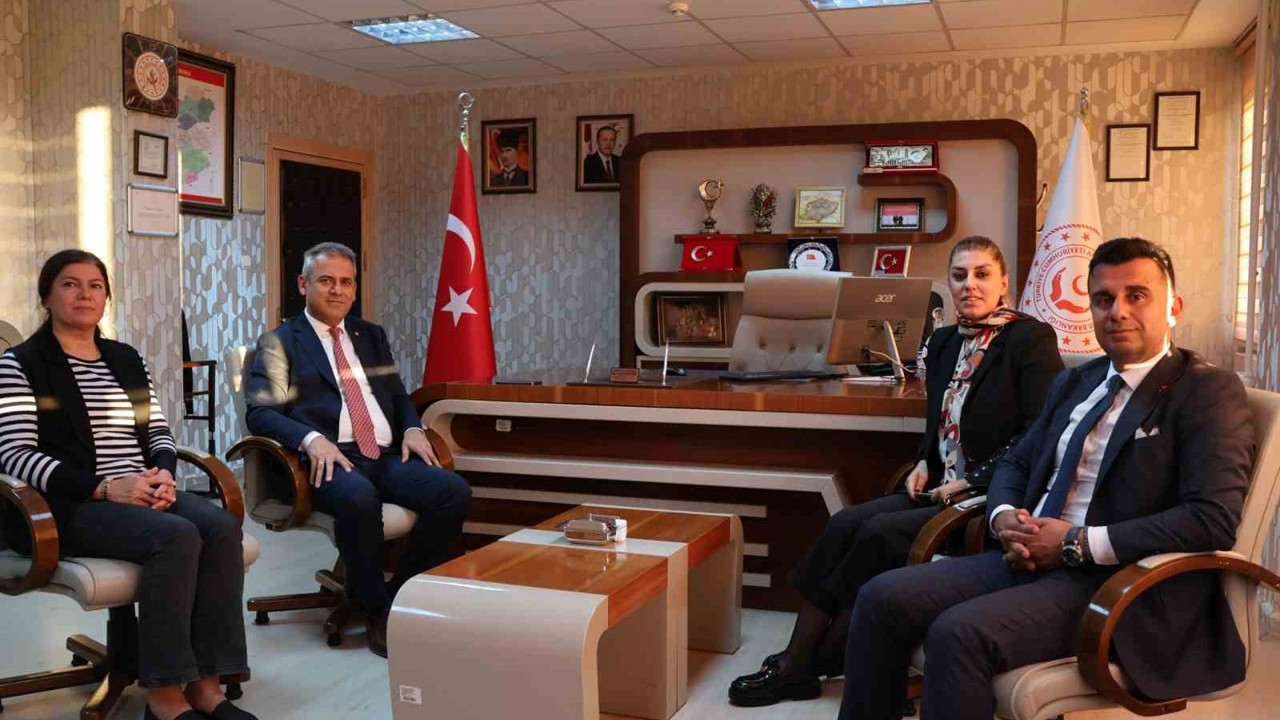 Aile yılı kapsamında genç çiftlere destek için istişare toplantısı
