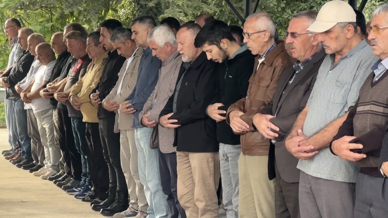 Patlamada hayatını kaybetmişti, son yolculuğuna uğurlandı
