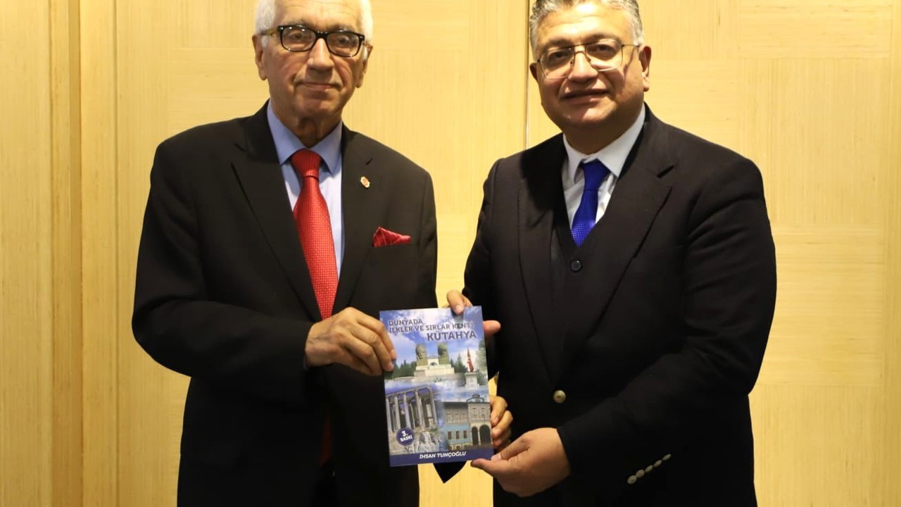 Rektör Kızıltoprak: "Gazetecilik, gerçeği arama sanatıdır"
