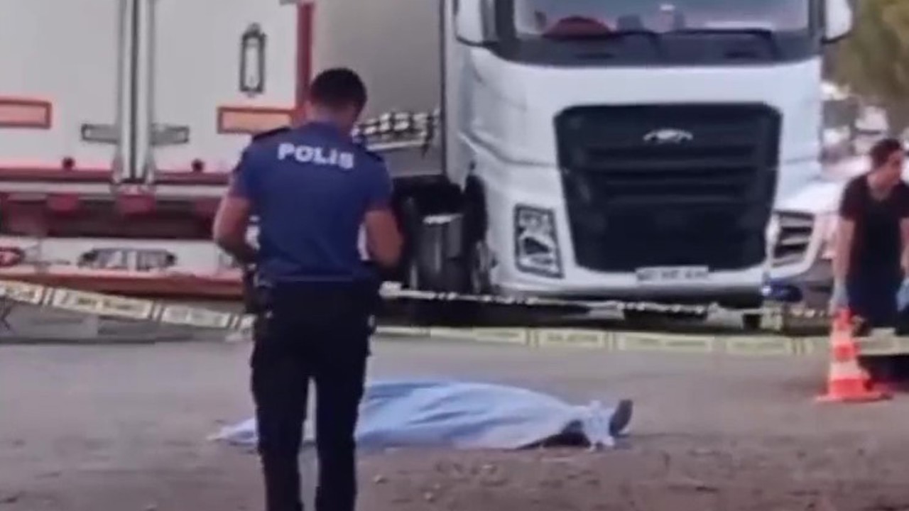 Eski eşini 3 gün boyunca takip edip defalarca bıçaklayarak öldürmüştü, ağırlaştırılmış müebbet cezası verildi
