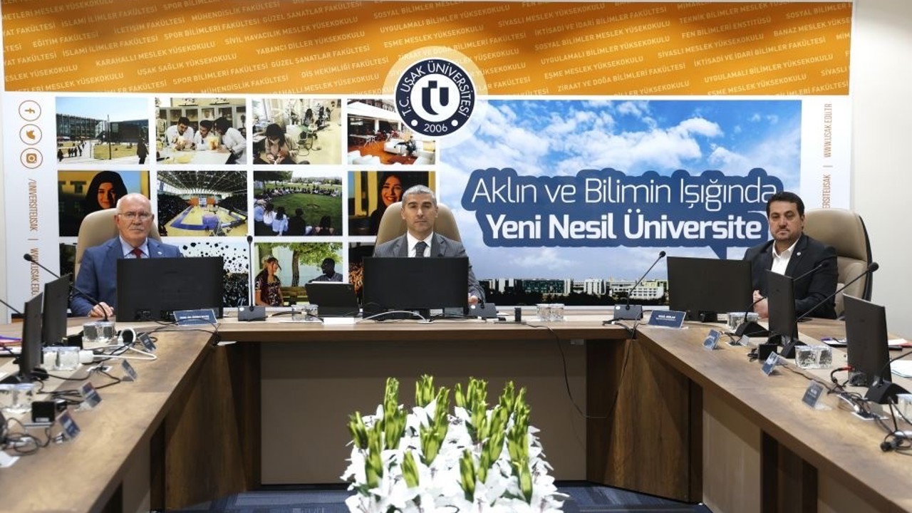 Uşak Üniversitesi ev sahipliğinde Güvenlik Tedbirleri Toplantısı yapıldı
