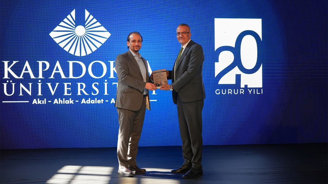 KÜN’de 2025-2026 akademik yılı açılış dersinde Gazze ele alındı
