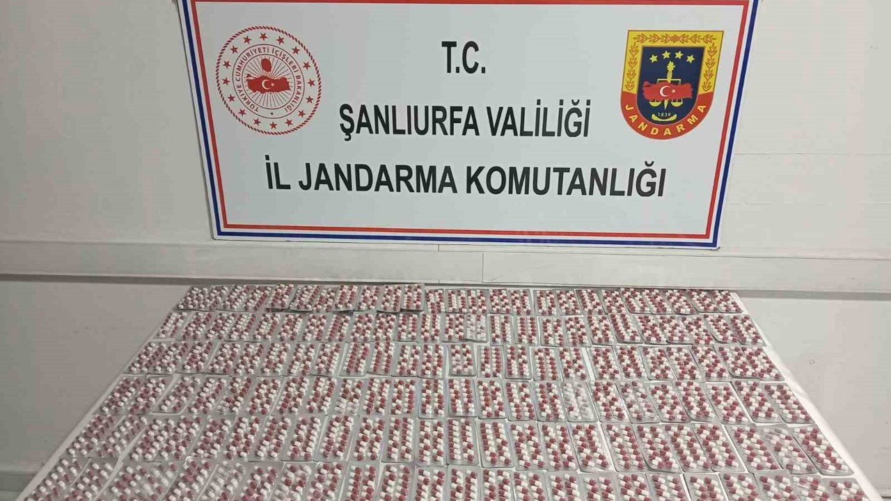 Şanlıurfa’da 2 bin 128 uyuşturucu hap ele geçirildi
