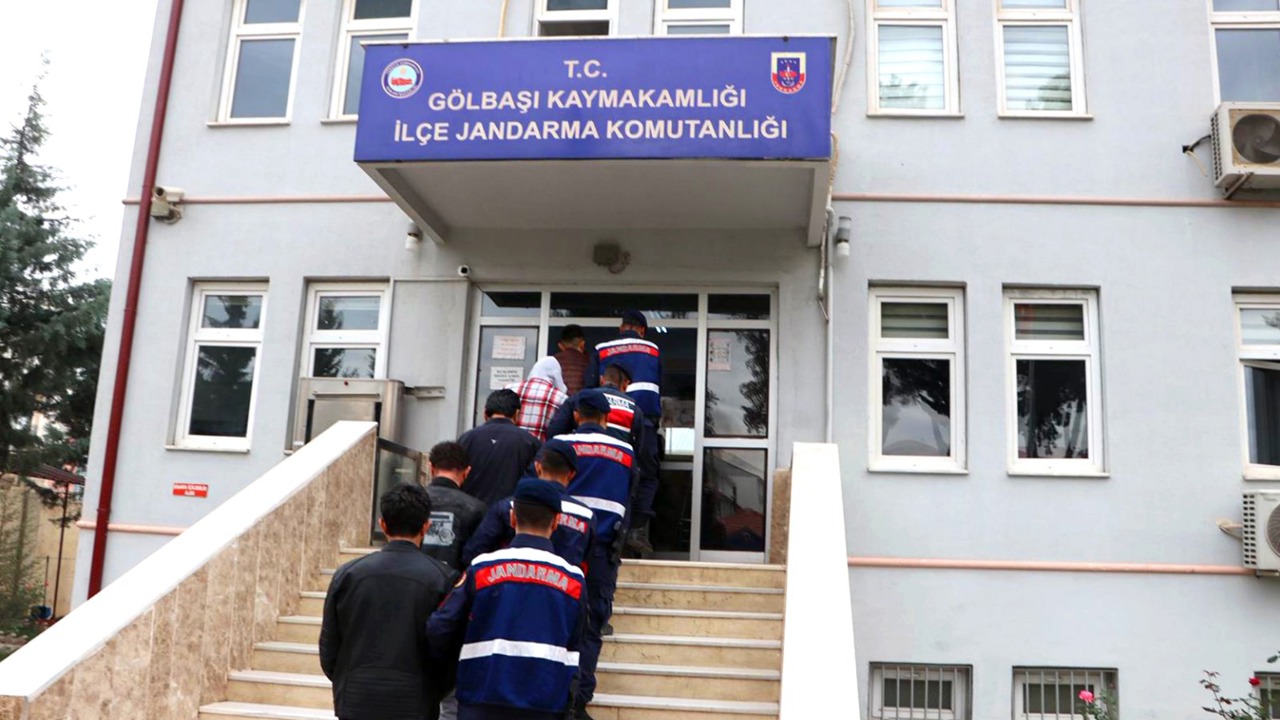 Adıyaman Ve Malatya’da Uyuşturucu Operasyonu: 10 Şüpheli Gözaltında
