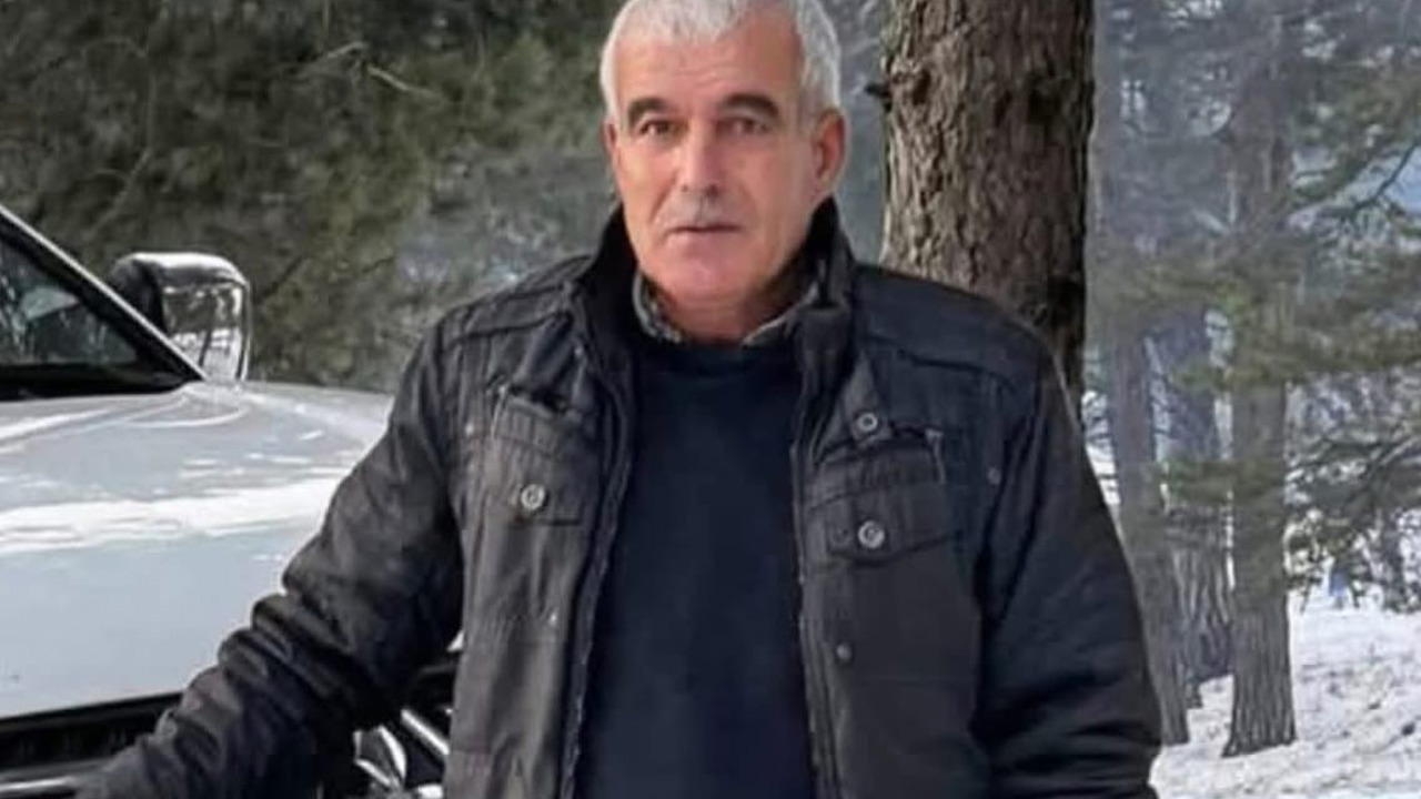 Kavak Ağacının Altında Kalan Adam Hayatını Kaybetti