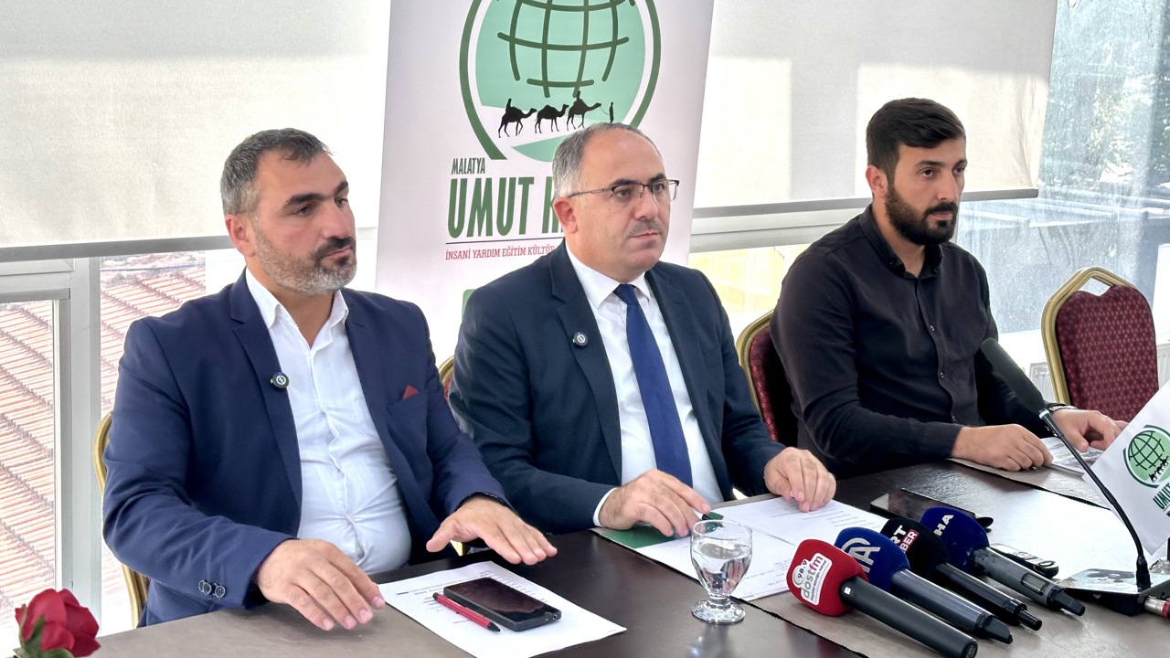 Umut Kervanı’ndan Gazze’ye Konteyner Çağrısı: “Deprem Bölgesindeki Konteynerler Gazze’ye Gönderilmeli”