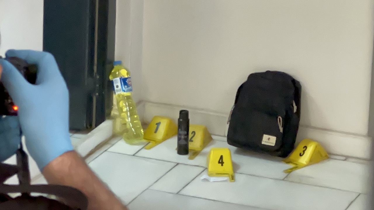 Cami Tuvaleti Önünde Unutulan Çanta ve Benzin Polisi Alarma Geçirdi
