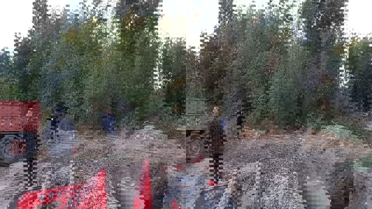 Dilek Merkez Camii Yeniden Yükseliyor: Yardımseverlerden Destek Bekleniyor