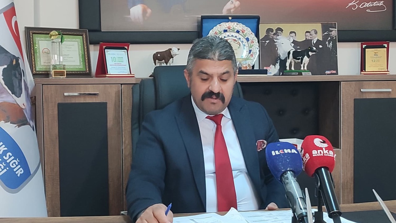 Malatyalı Üreticiye 1. Sınıf Destek: Buzağıya 280 TL, Süte 40 Kuruş, Kredide %5 İndirim