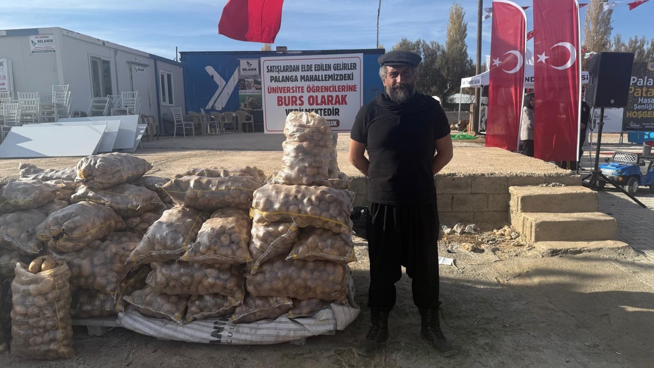 Bereketli Topraklarda Hasat Coşkusu: Darende Patatesi Niğde’ye Rakip Oldu