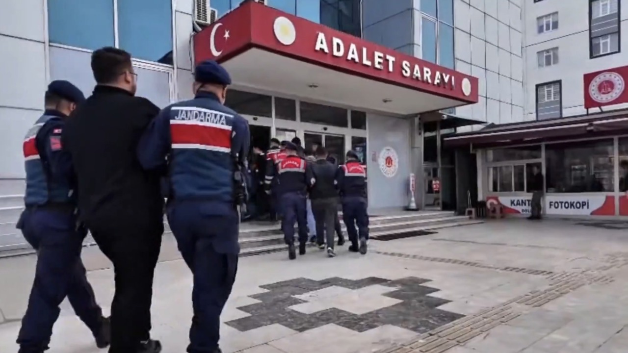 Jandarmadan 7 İlde Suç Örgütlerine Darbe: 64 Şüpheli Yakalandı