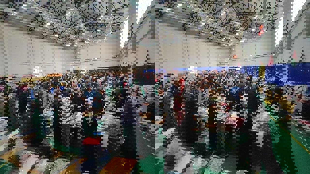 Malatya’da İmam Hatip Lisesinden Gazze İçin Anlamlı Etkinlik: Hayır Çarşısına Yoğun İlgi