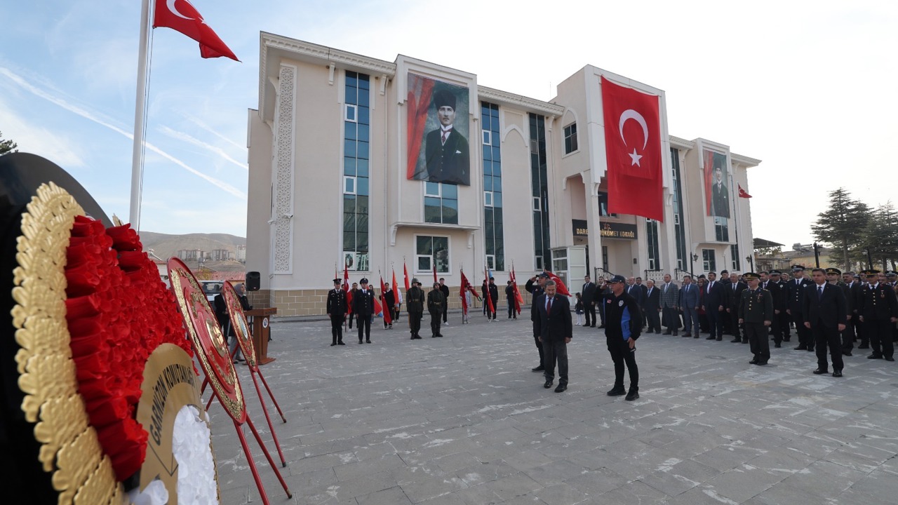 Darende İlçesinde Atatürk’ü Anma Töreni Düzenlendi