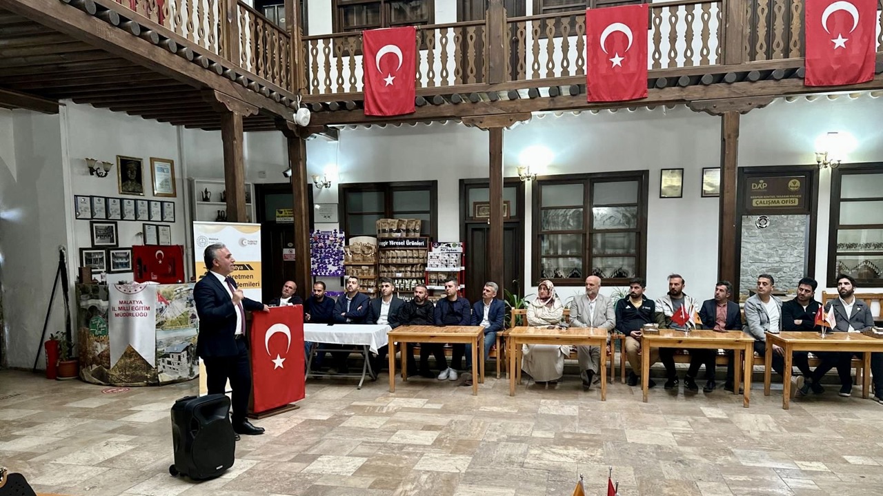 Fethi Gemuhluoğlu Arapgir’de Özel Programla Anıldı