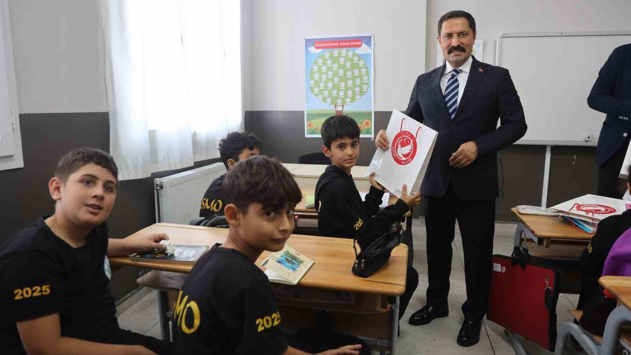 Depremin yaralarının sarıldığı Hatay’da 199 okul inşa edildi
