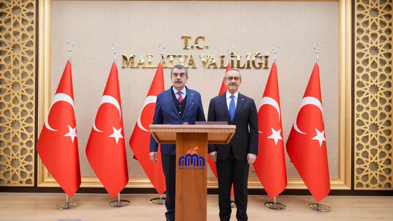 Milli Eğitim Bakanı Yusuf Tekin Malatya’da Temaslarına Başladı