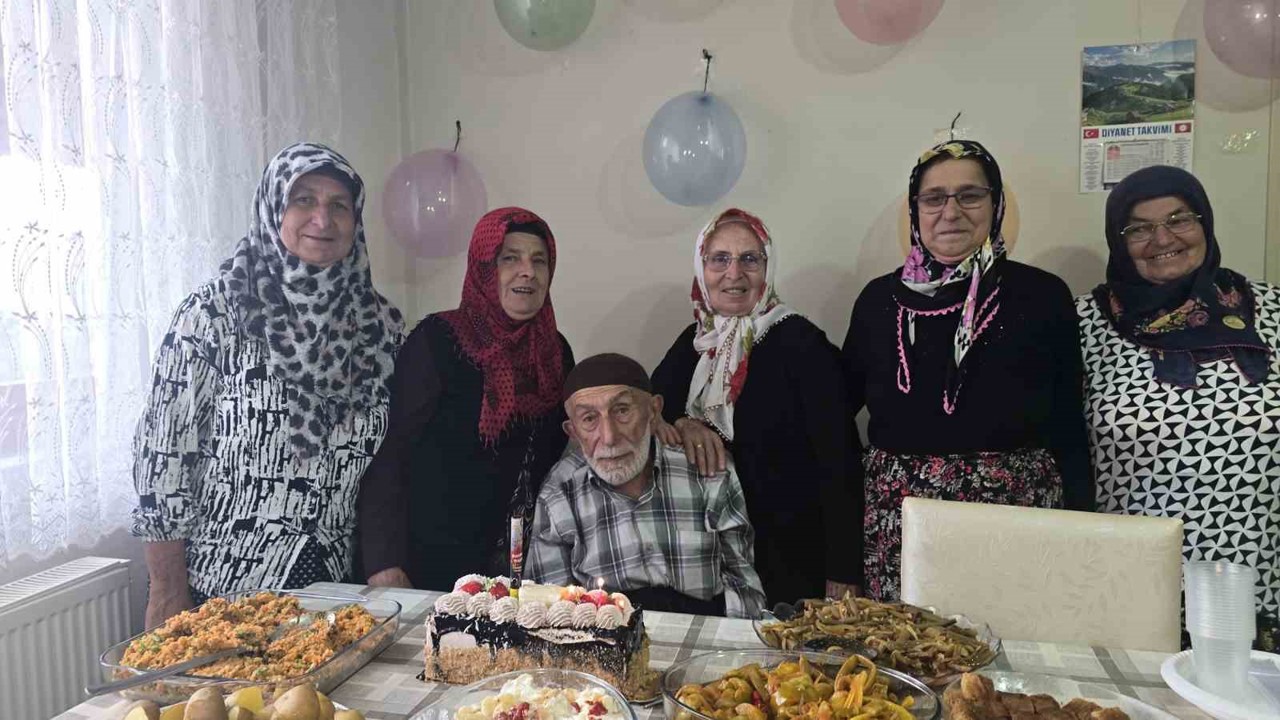 Hacı Hasan Dede’nin 95. yaş gününü böyle kutladılar

