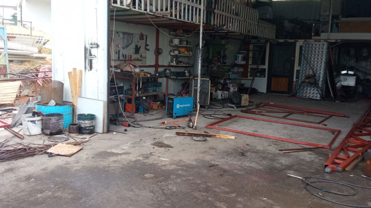 Tinerle Sobayı Tutuşturmaya Çalışan 2 Kişi Yaralandı