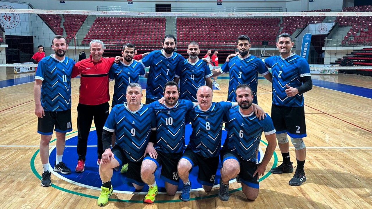 Malatya İl Milli Eğitim Erkek Voleybol Takımı Türkiye 3’üncüsü Oldu