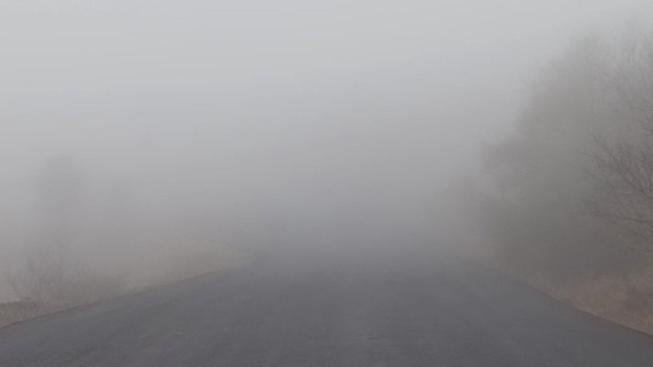 Malatya Genelinde Sis Etkili Oluyor, Kırsal Alanlarda Görüş Mesafesi Düşüyor