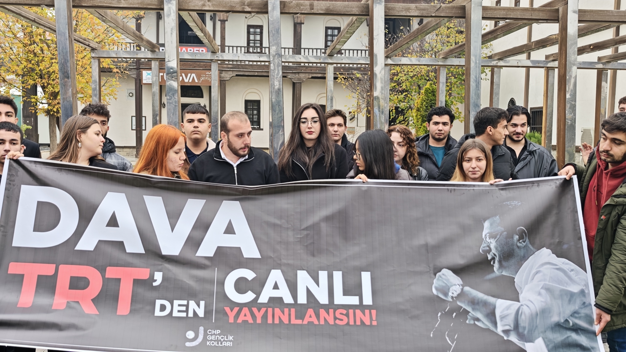 CHP Malatya Gençlik Kollarından Canlı Yayın Çağrısı