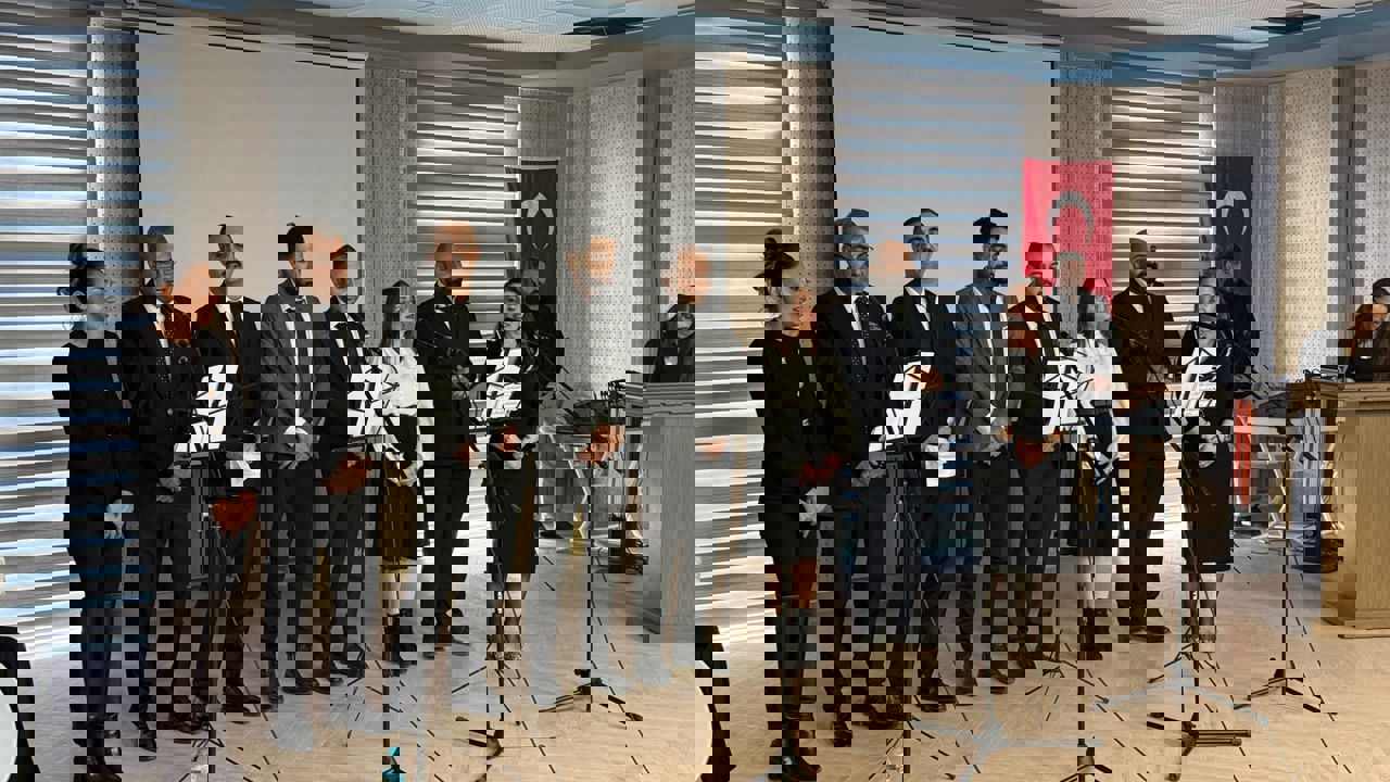 Kuluncak’ta 24 Kasım Öğretmenler Günü Programı Düzenlendi