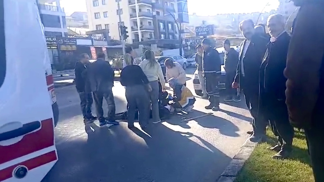 Hafif Ticari Araç Yayaya Çarptı: 75 Yaşındaki Vatandaş Yaralandı