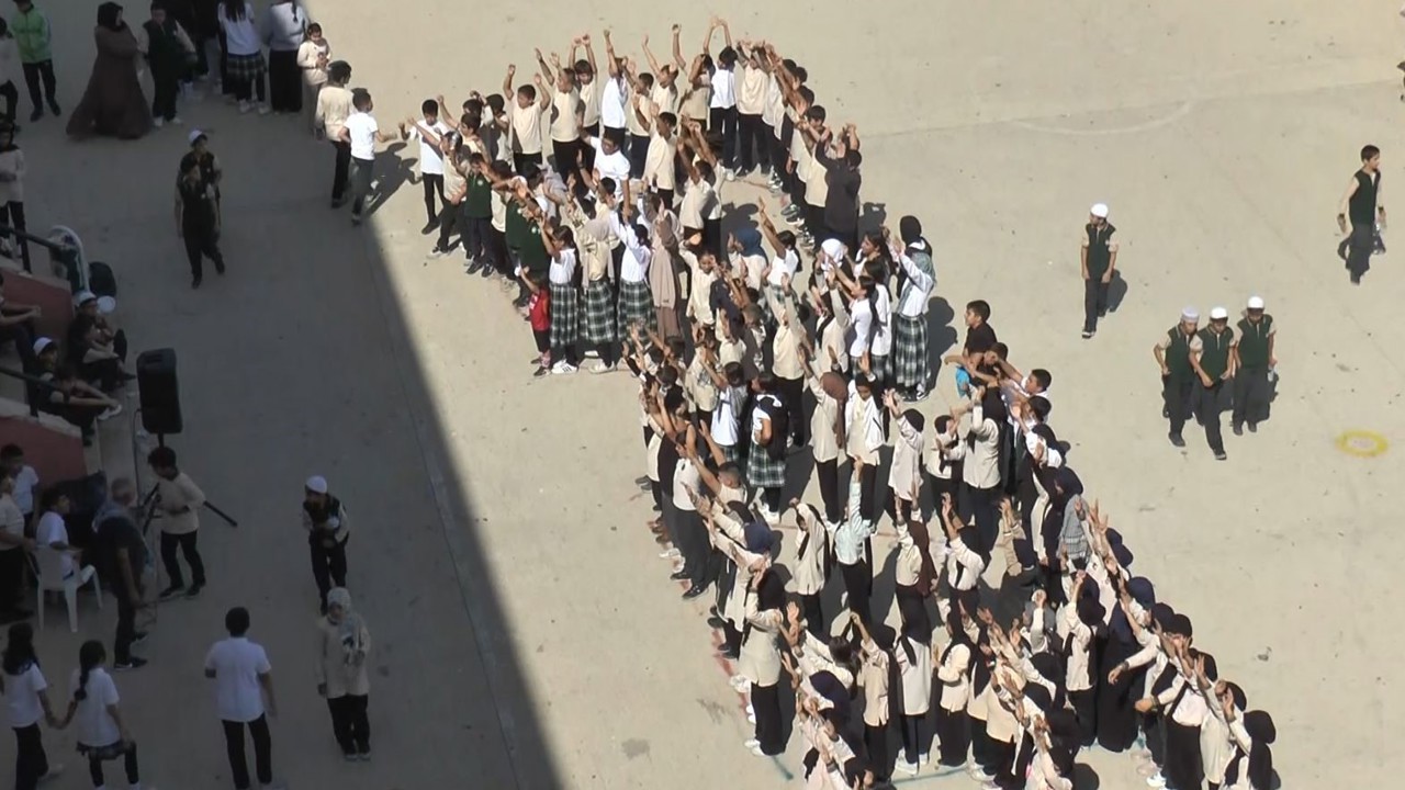 Gaziantep’te öğrencilerden Gazze’ye koreografili destek

