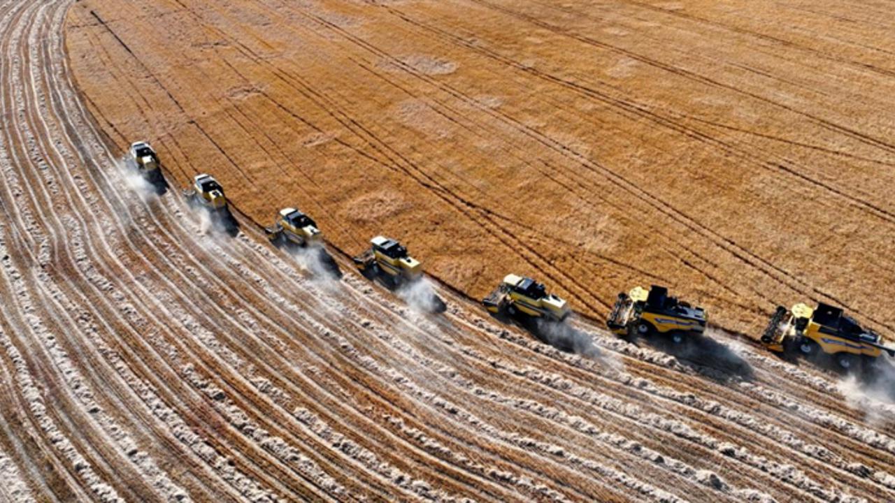 Bakan Yumaklı: “Üreticimizin Yanında Olmaya Devam Ediyoruz”