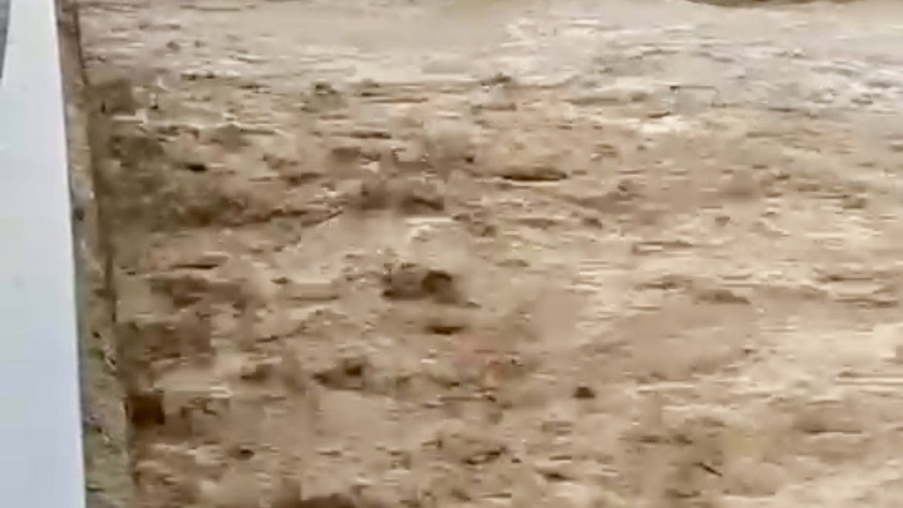 Malatya’da Yağış Dereleri Taşma Noktasına Getirdi