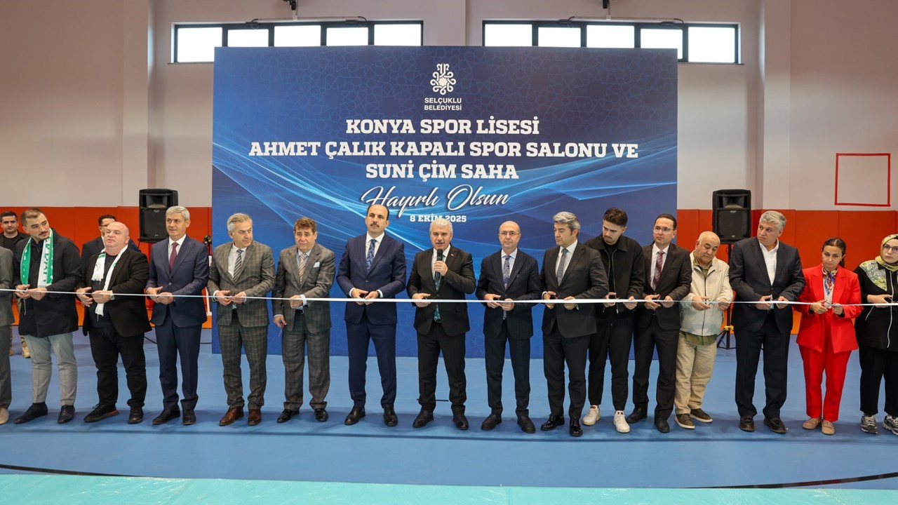 Konya Spor Lisesi Ahmet Çalık Kapalı Spor Salonu ve Suni Çim Saha açıldı
