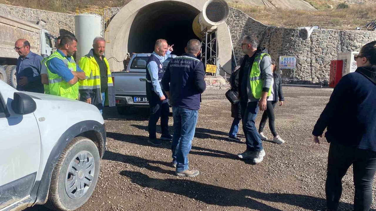 Bayburt’ta çevre ekipleri, Kop Tüneli ve beton santrallerini denetledi
