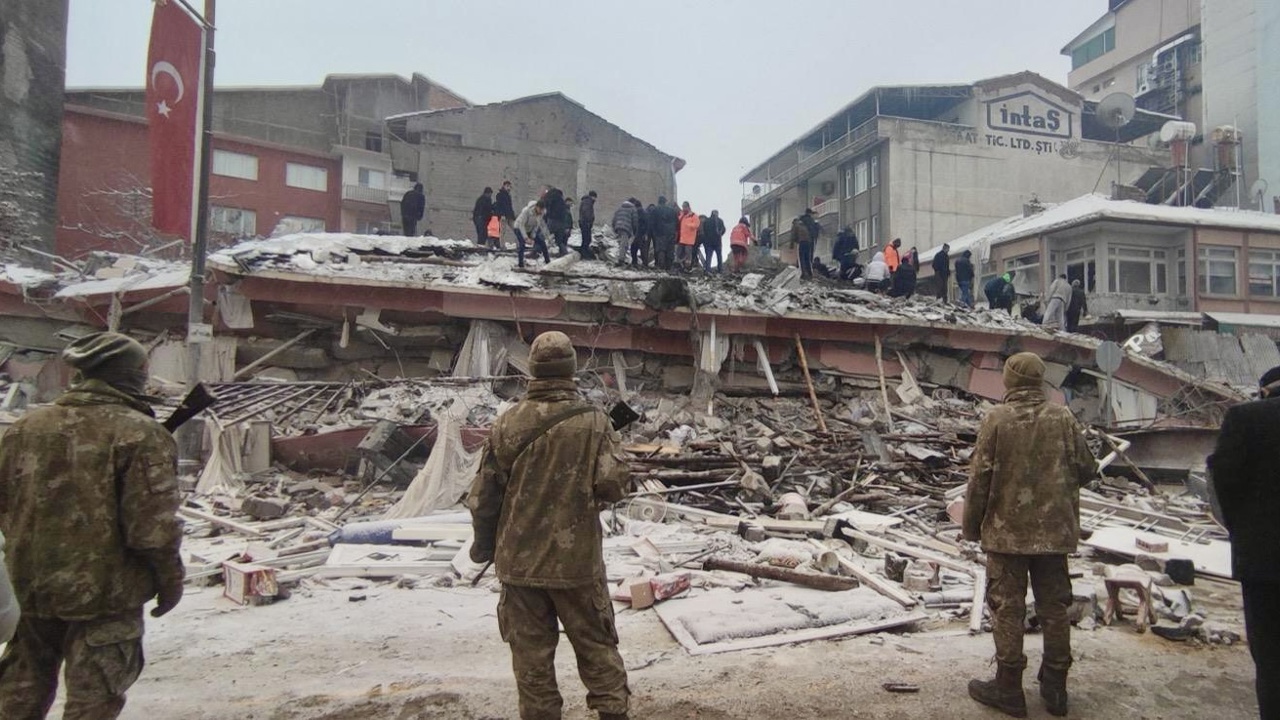 Ermeç Apartmanı Davasında Duruşma Ertelendi