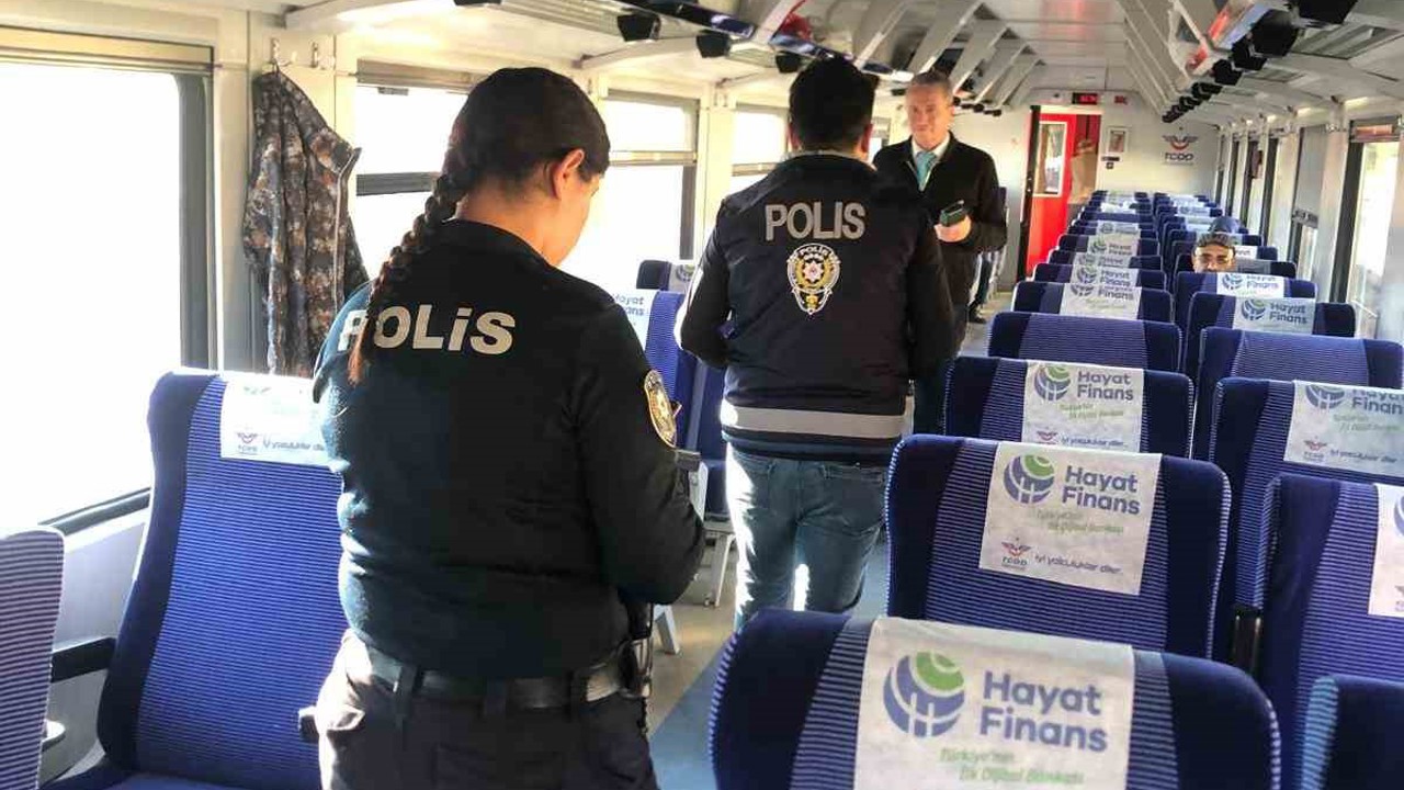 Yerköy Emniyeti’nden trende denetim
