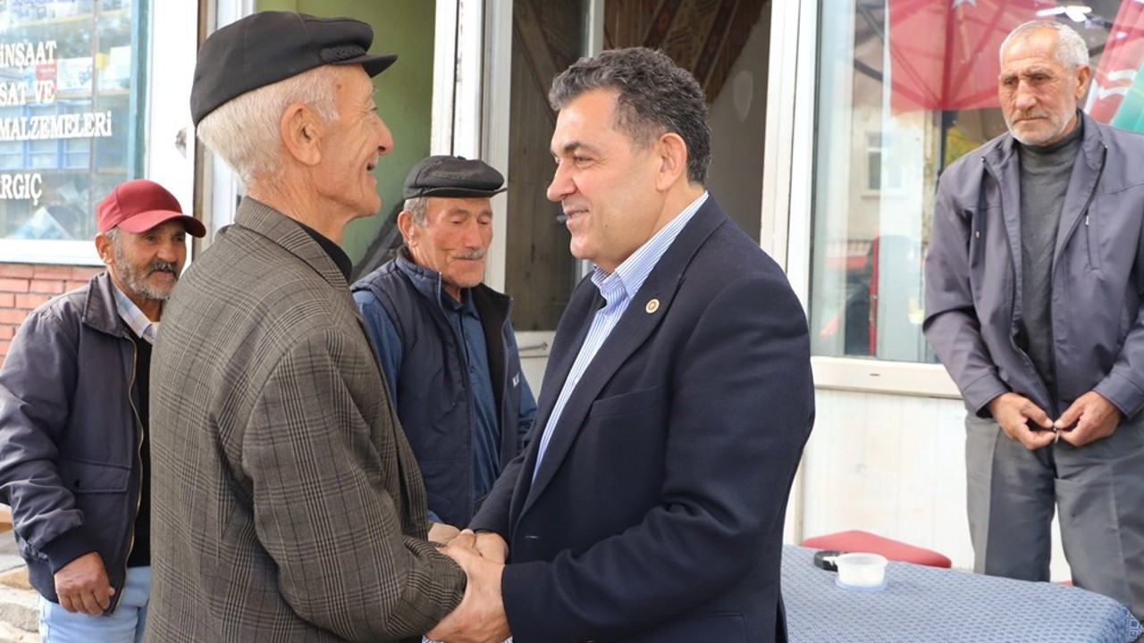 Başkan Demir, CHP Çıldır ilçe binasının açılışını yaptı
