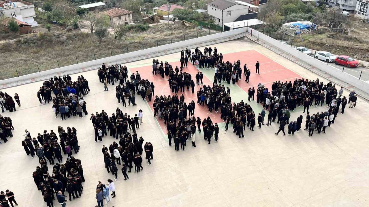 Bandırma’da öğrenciler afet tatbikatında buluştu
