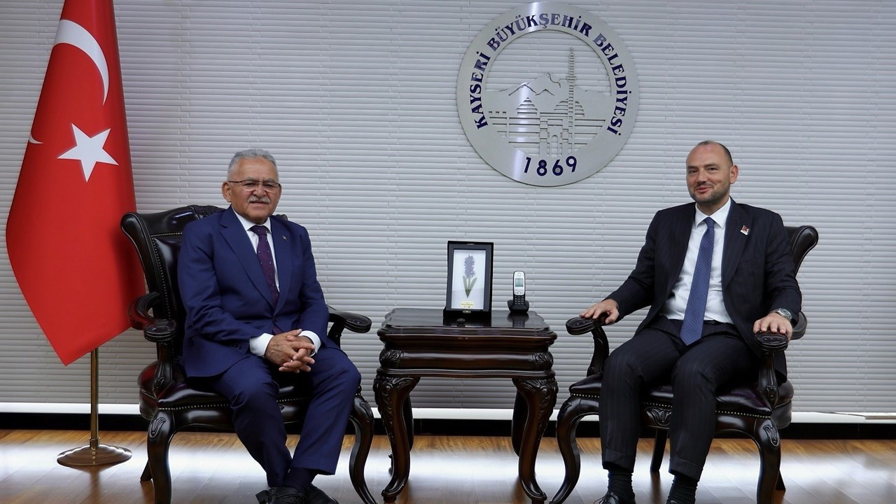 Başkan Büyükkılıç, MÜSİAD Genel Başkanı Özdemir’i ağırladı
