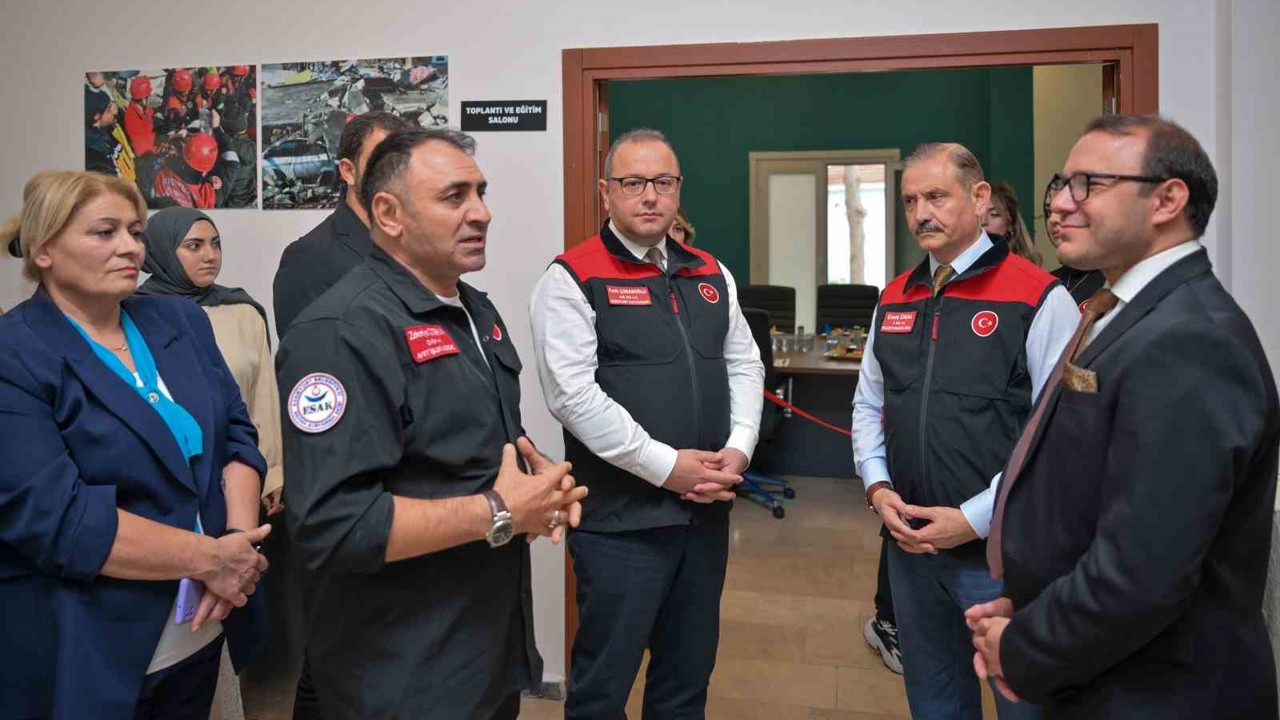 Esenyurt Belediyesi’nden hayat kurtaran hizmet: İlk Yardım Eğitim Merkezi açıldı
