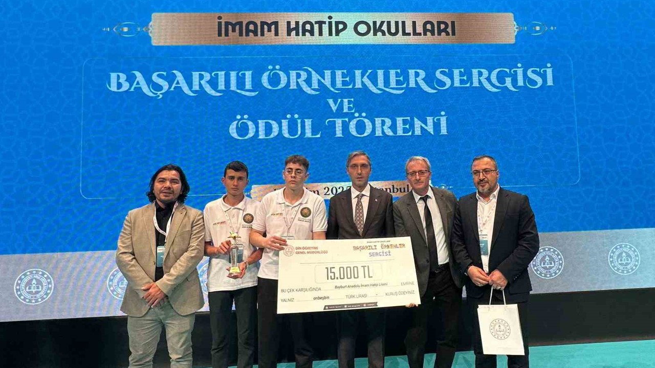 Bayburt Anadolu İmam Hatip Lisesi projesiyle Türkiye üçüncüsü oldu
