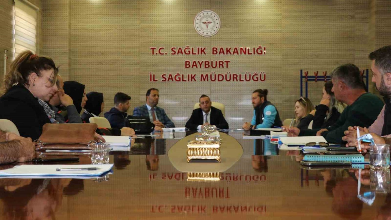 Bayburt Afet Sağlık Grubu saha tatbikatı öncesi bilgilendirildi
