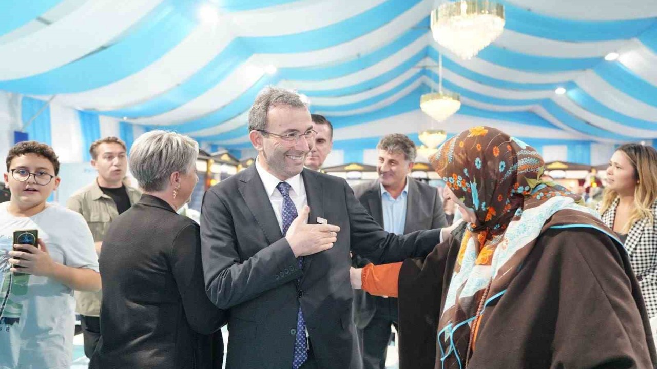 Başkan Ahmet Cin: "Millete rağmen millete karşı durulmaz, bunun örneğini bugün burada görüyoruz"
