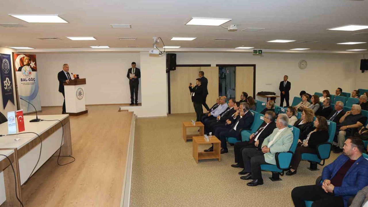 BUÜ’de "Balkanlara Sosyal Bilimler Çerçevesinde Bir Bakış Sempozyumu"
