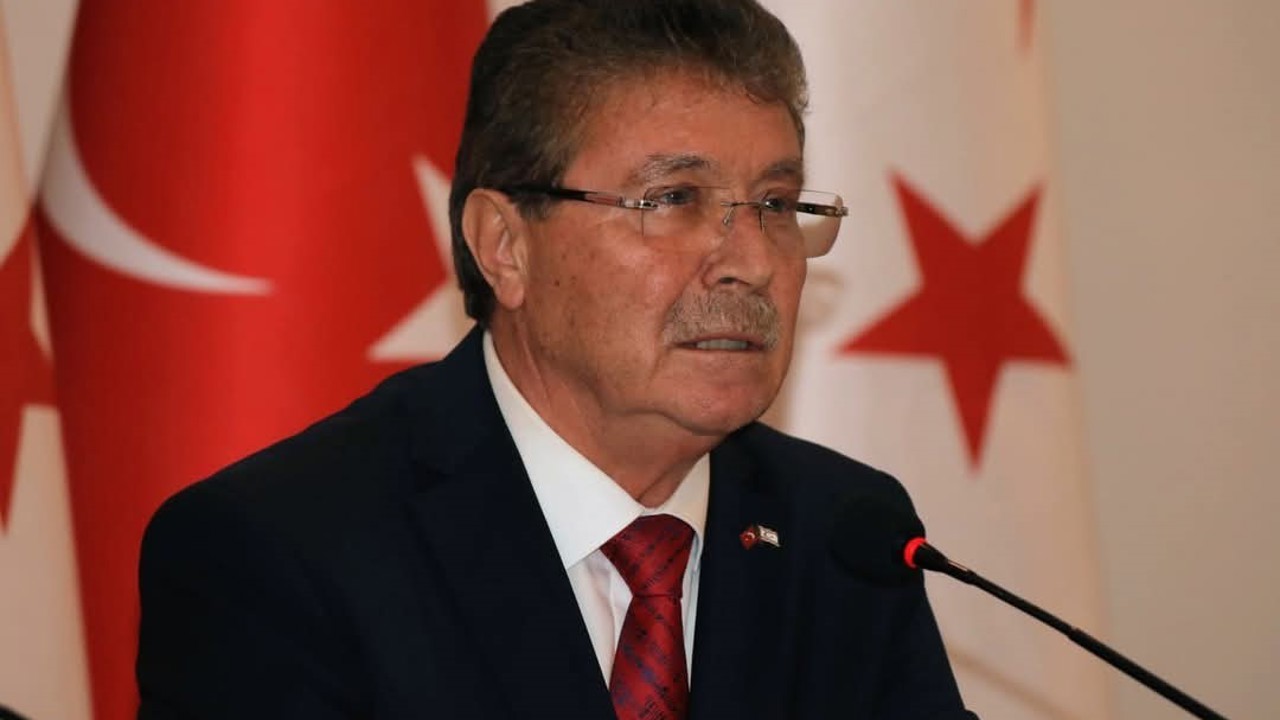 KKTC Başbakanı Üstel: "Bu seçim, devlete, egemenliğe ve geleceğe sahip çıkma seçimidir"
